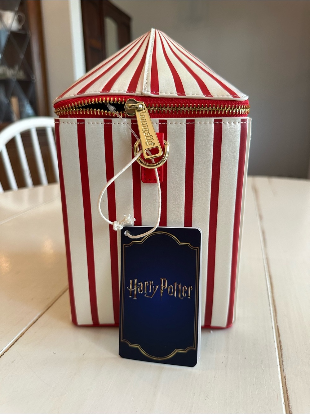 Loungefly Harry Potter Every Flavour Beans Bag - Red & White - Picture 5 of 7